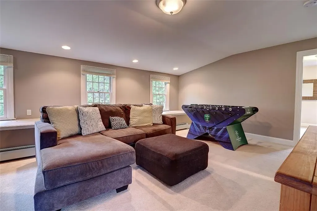 71 Alfred Drown Road Barrington RI 02806