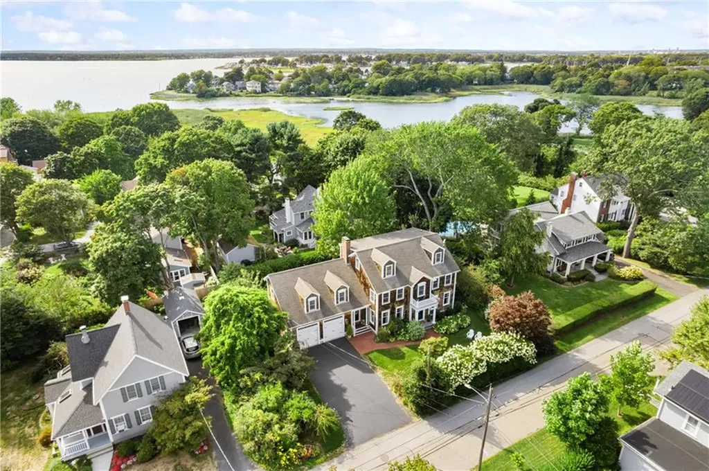 71 Alfred Drown Road Barrington RI 02806