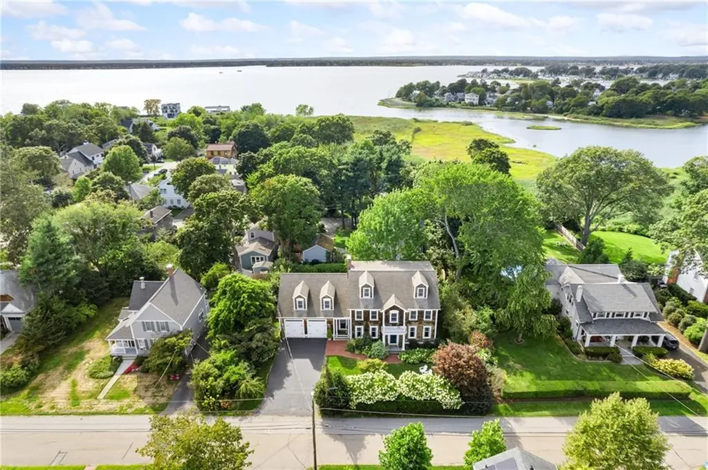 71 Alfred Drown Road Barrington RI 02806