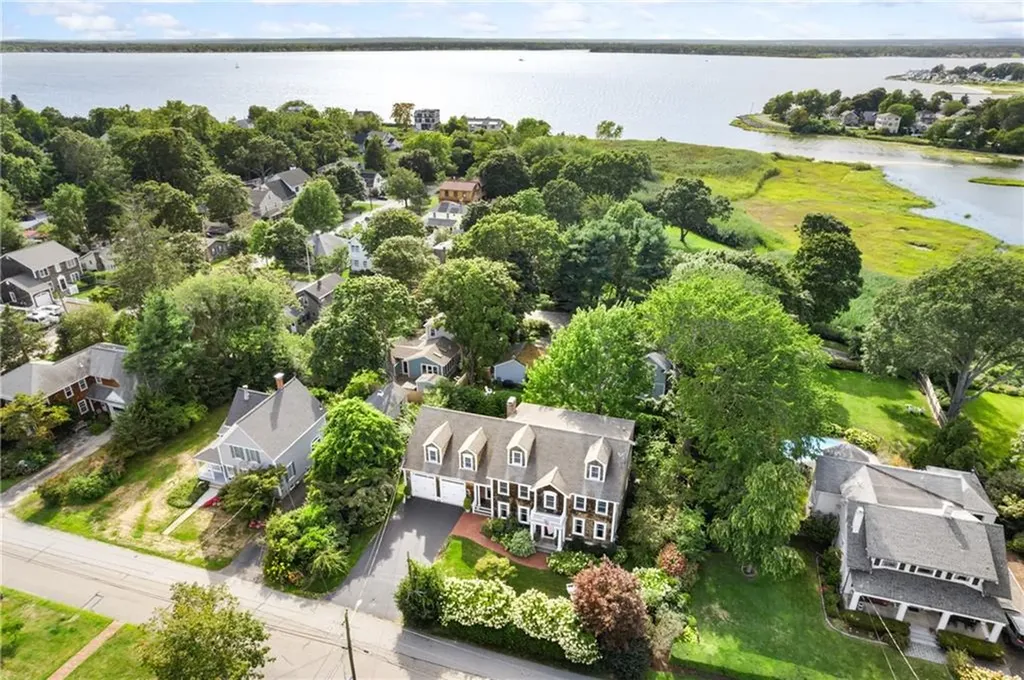 71 Alfred Drown Road Barrington RI 02806