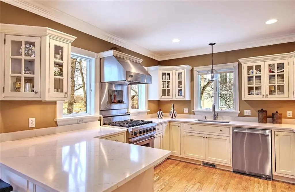 71 Alfred Drown Road Barrington RI 02806