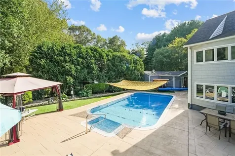 34 Arrow Lane North Kingstown RI 02852