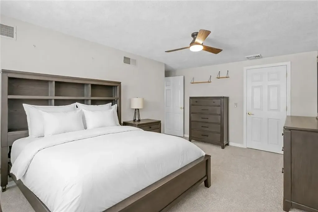 25 Janet Drive Cranston RI 02921