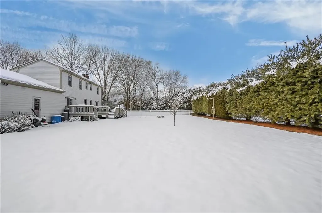 25 Janet Drive Cranston RI 02921