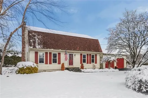 25 Janet Drive Cranston RI 02921