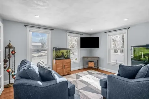 25 Janet Drive Cranston RI 02921