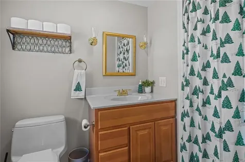 25 Janet Drive Cranston RI 02921