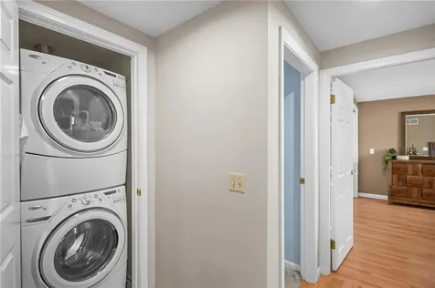 25 Janet Drive Cranston RI 02921