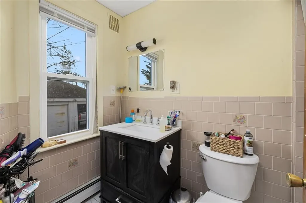 54 Randall Street Cranston RI 02920