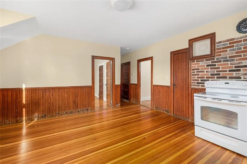 54 Randall Street Cranston RI 02920