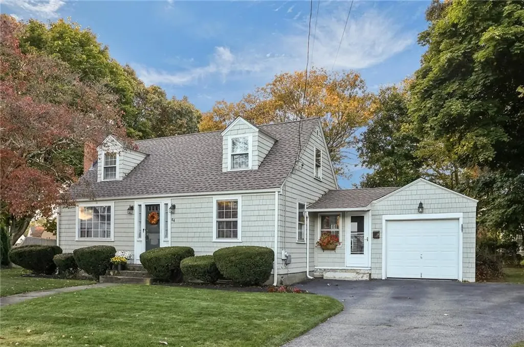 44 Westbrook Road Warwick RI 02886