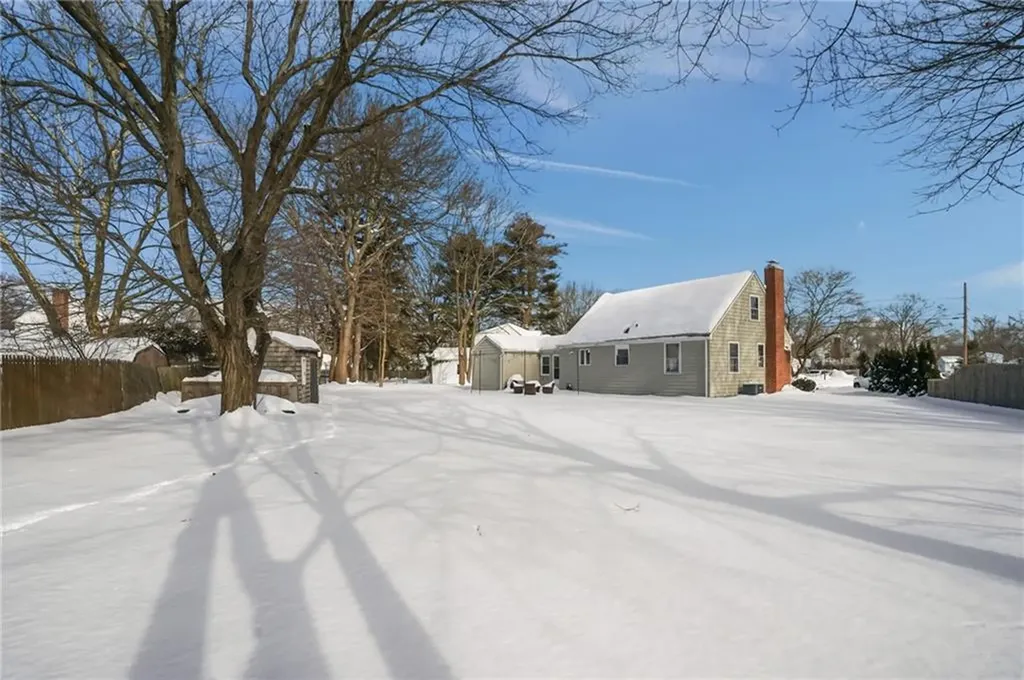 44 Westbrook Road Warwick RI 02886