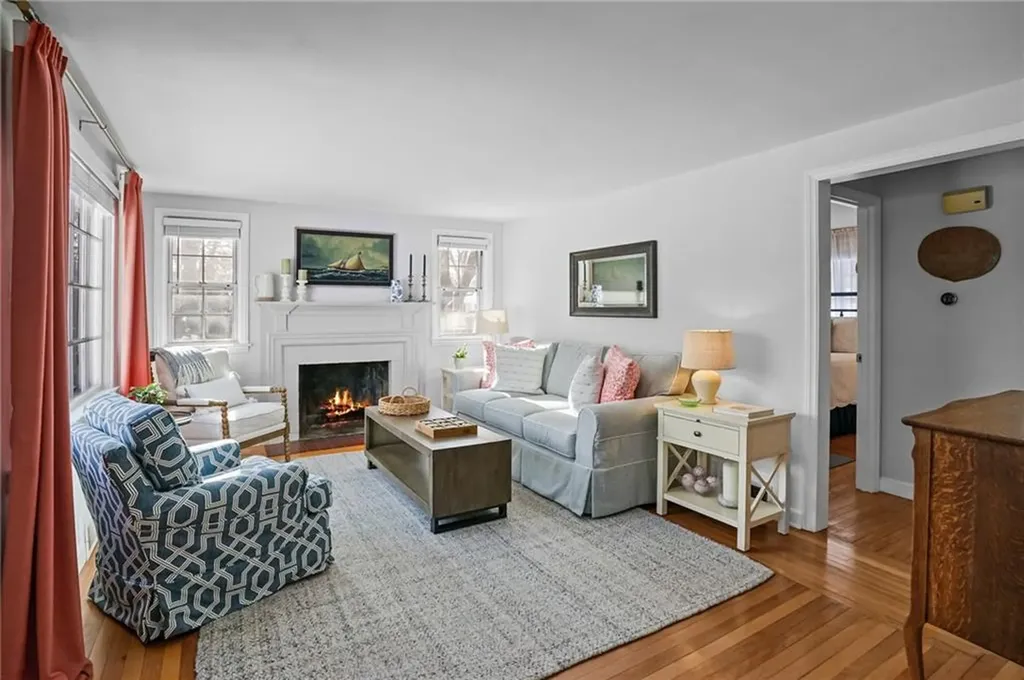 44 Westbrook Road Warwick RI 02886