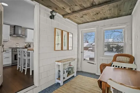 44 Westbrook Road Warwick RI 02886