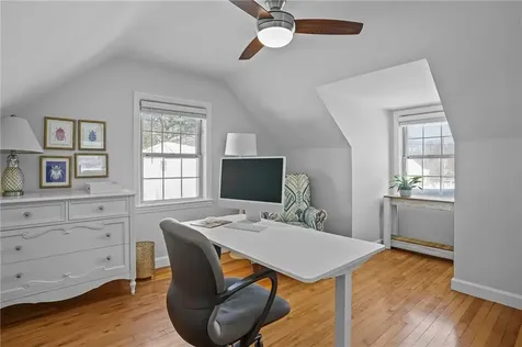 44 Westbrook Road Warwick RI 02886