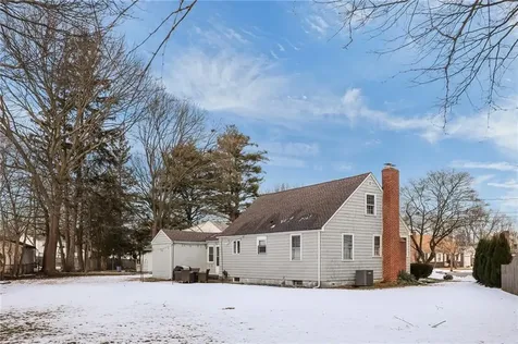 44 Westbrook Road Warwick RI 02886