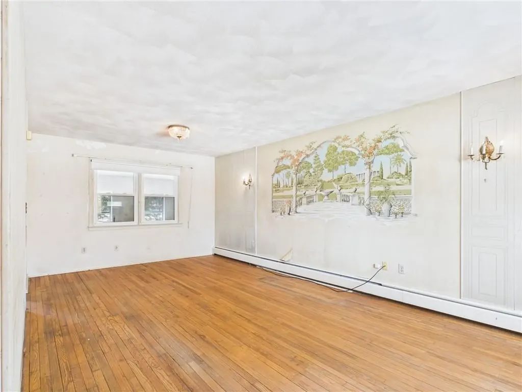 106 Bishop Hill Road Johnston RI 02919