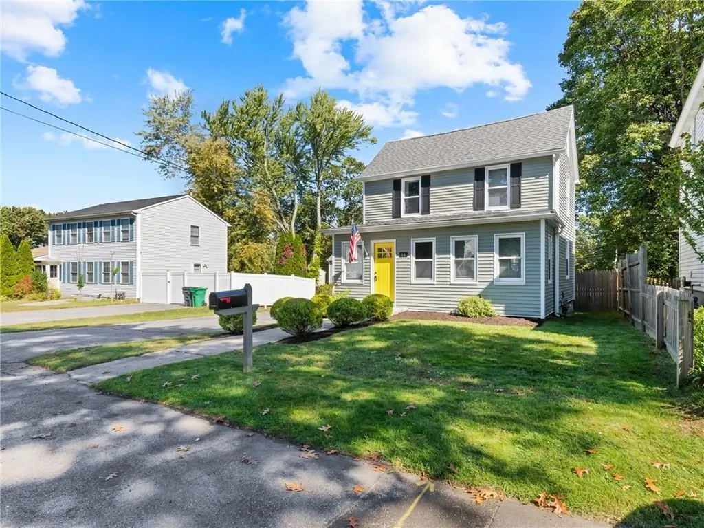 94 Holmes Road Warwick RI 02886