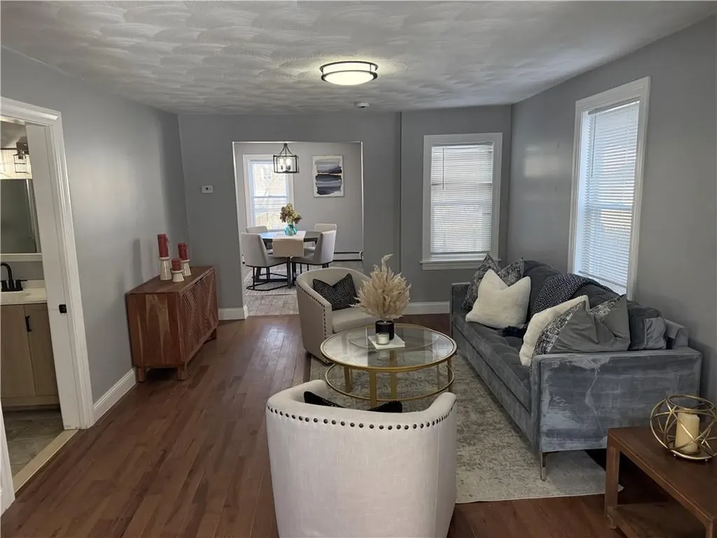 94 Holmes Road Warwick RI 02886