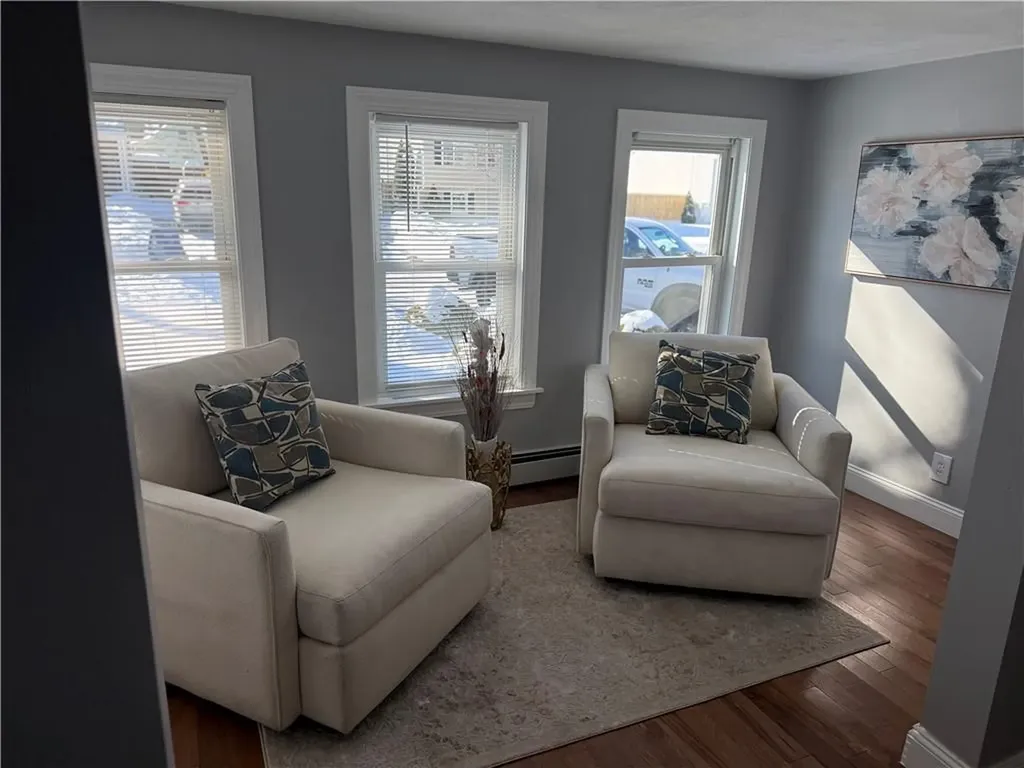 94 Holmes Road Warwick RI 02886