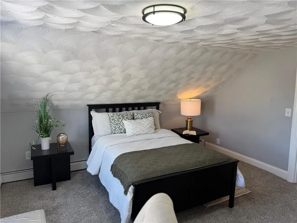 94 Holmes Road Warwick RI 02886