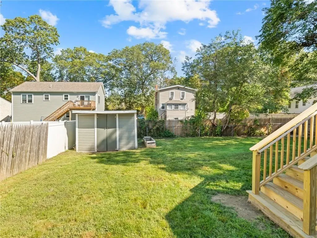 94 Holmes Road Warwick RI 02886