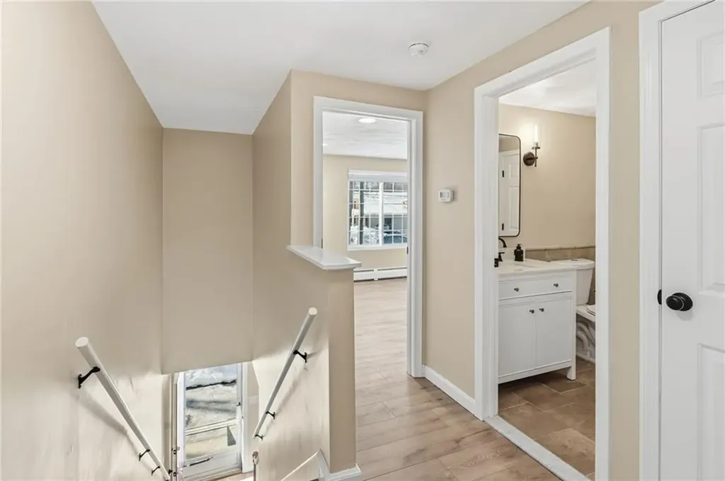 33 Eagle Run Warwick RI 02818