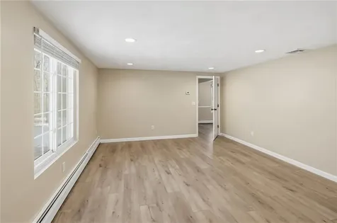 33 Eagle Run Warwick RI 02818