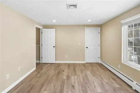 33 Eagle Run Warwick RI 02818