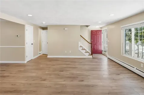 33 Eagle Run Warwick RI 02818