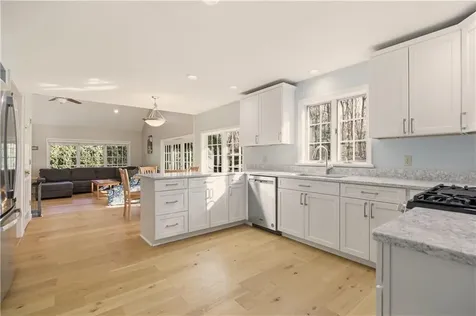 141 Laurel Ridge Lane North Kingstown RI 02852