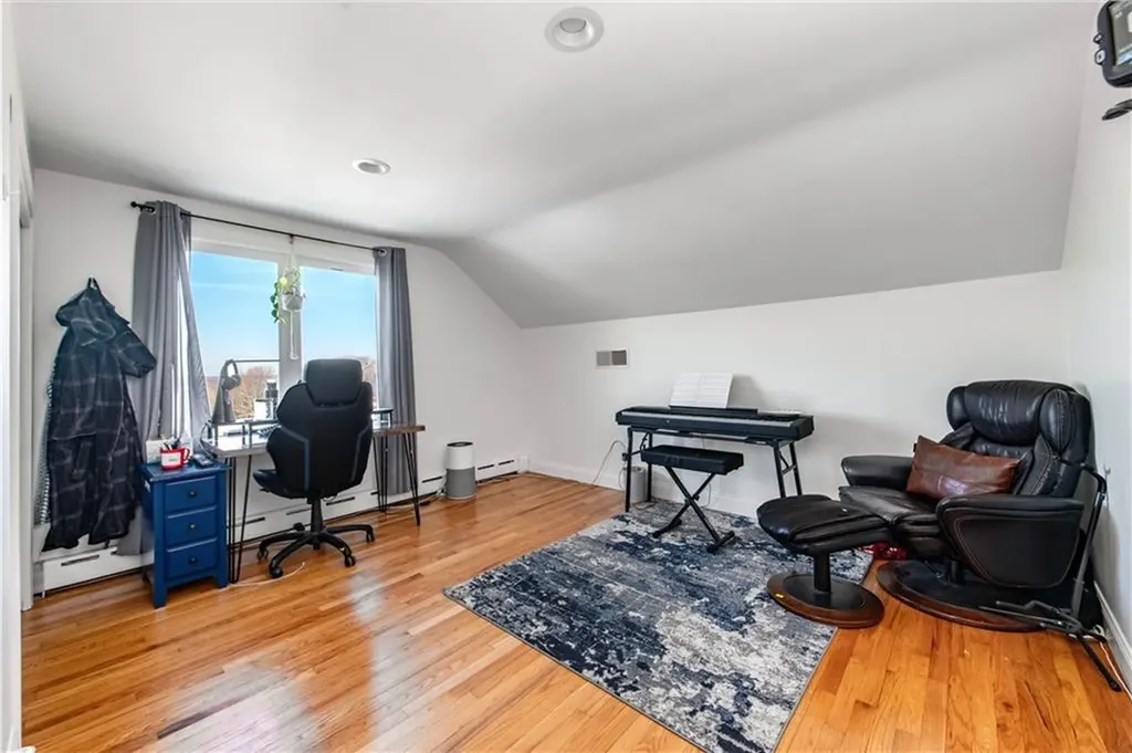 25 Mathew Road Tiverton RI 02878