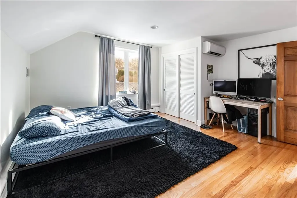 25 Mathew Road Tiverton RI 02878