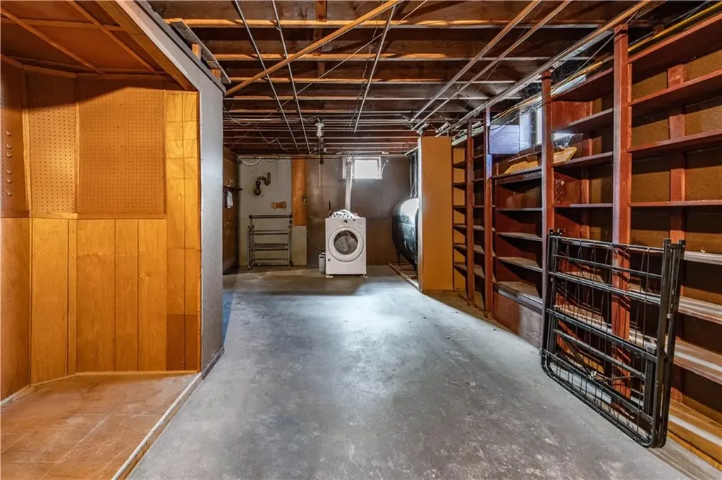 25 Mathew Road Tiverton RI 02878