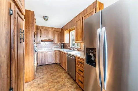 25 Mathew Road Tiverton RI 02878