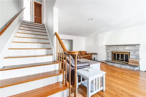 25 Mathew Road Tiverton RI 02878