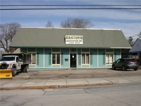 188 Willow Street Woonsocket RI 02895