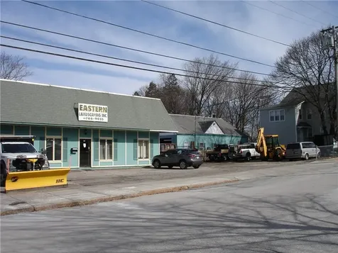 188 Willow Street Woonsocket RI 02895