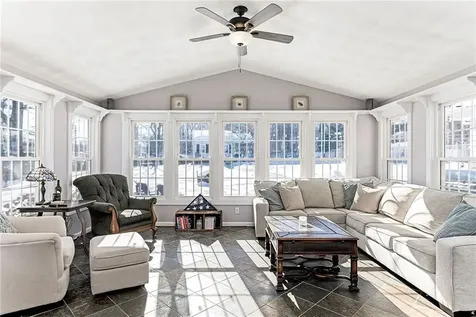 170 Medford Street Warwick RI 02889