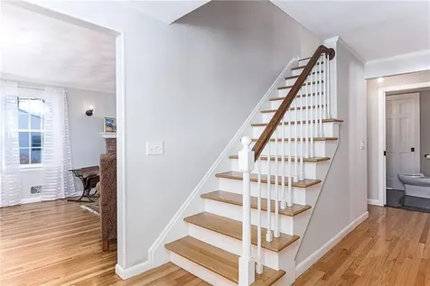 170 Medford Street Warwick RI 02889