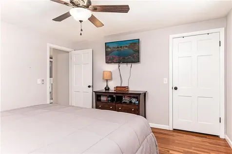 170 Medford Street Warwick RI 02889