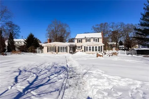 170 Medford Street Warwick RI 02889