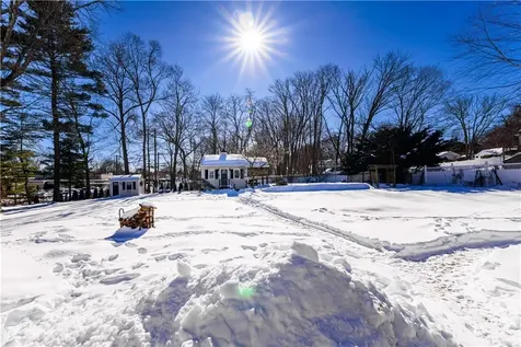 170 Medford Street Warwick RI 02889