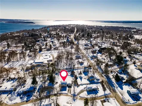 170 Medford Street Warwick RI 02889