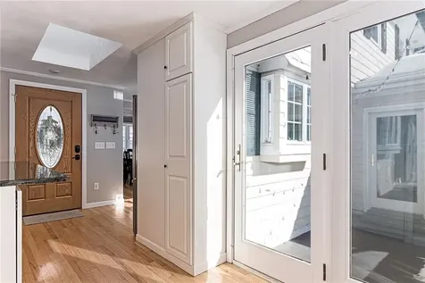 170 Medford Street Warwick RI 02889