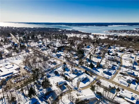 170 Medford Street Warwick RI 02889