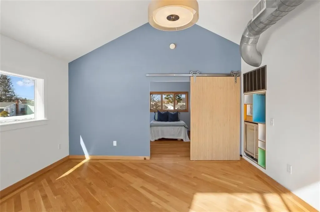 26 Roosevelt Drive Bristol RI 02809