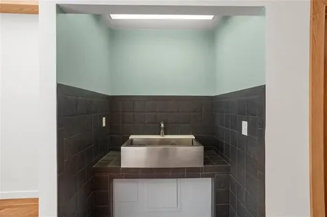 26 Roosevelt Drive Bristol RI 02809