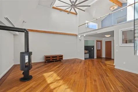 26 Roosevelt Drive Bristol RI 02809