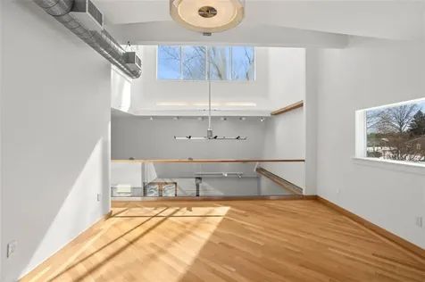 26 Roosevelt Drive Bristol RI 02809